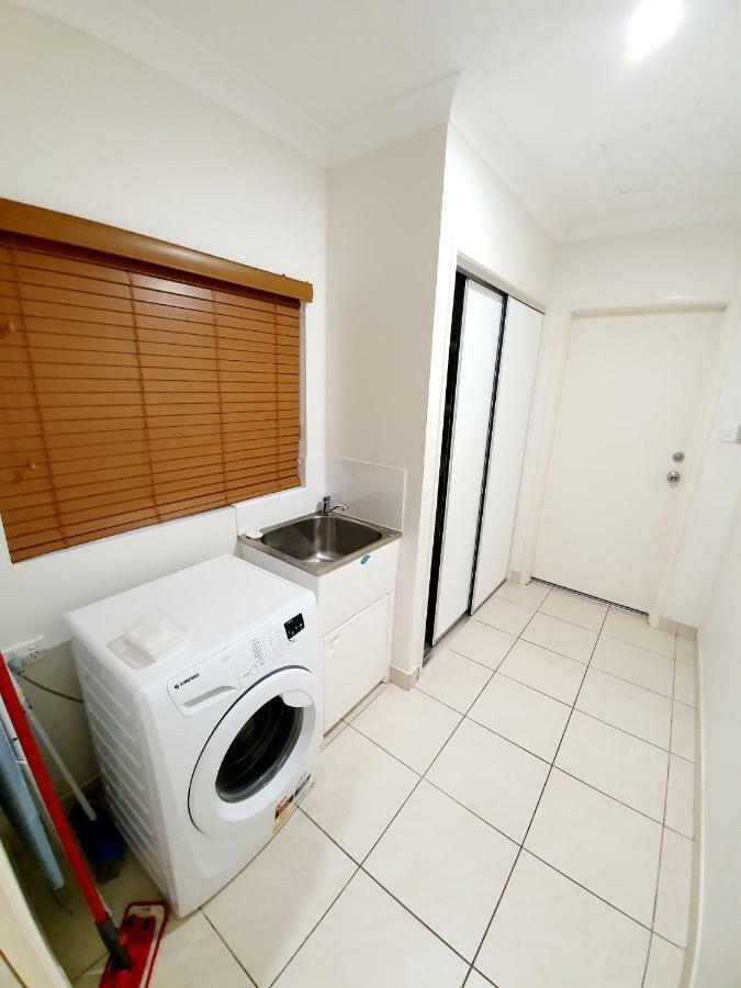 3 Bedroom Central Home Townsville Exterior photo